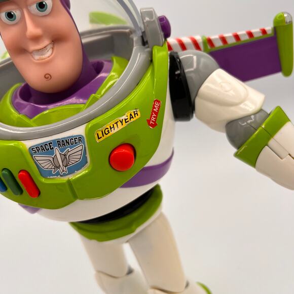 Disney Toy Story Buzz Lightyear Talking Action Figure Disney Store London - Picture 9 of 12